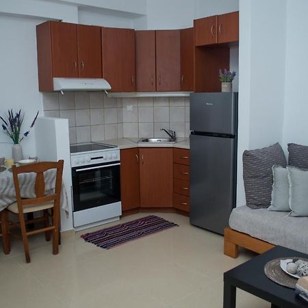 Sun By The Sea 2 Appartement Agia Pelagia  Buitenkant foto