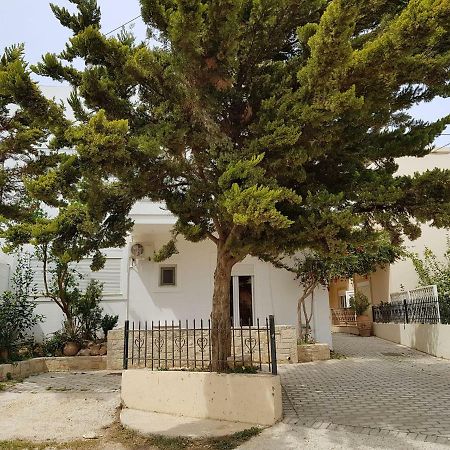 Sun By The Sea 2 Appartement Agia Pelagia  Buitenkant foto