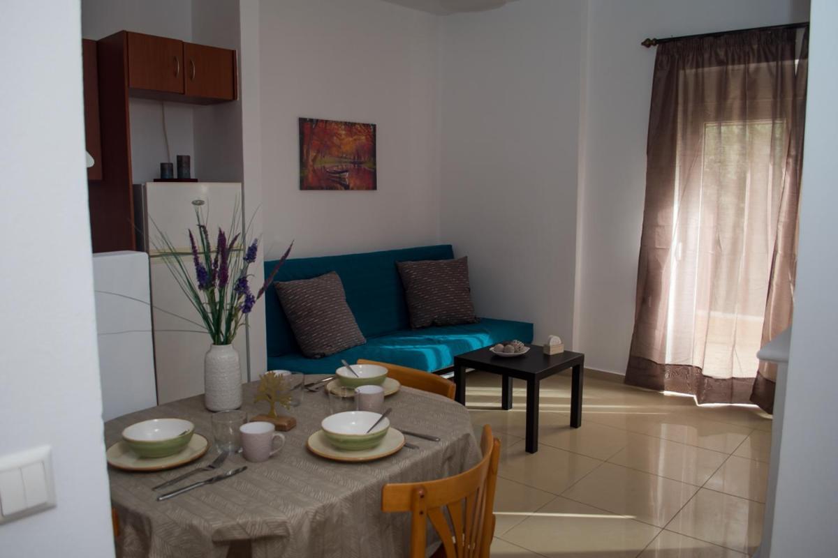 Sun By The Sea 2 Appartement Agia Pelagia  Buitenkant foto