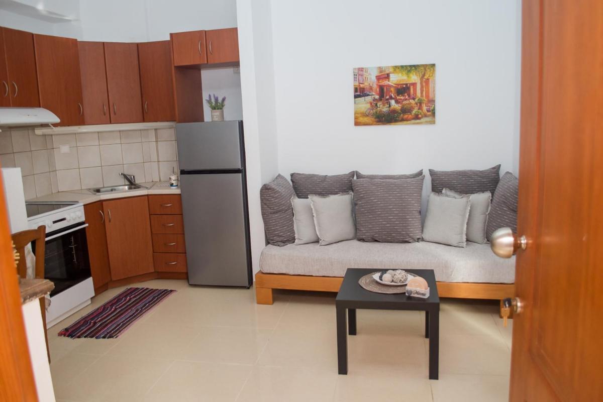 Sun By The Sea 2 Appartement Agia Pelagia  Buitenkant foto