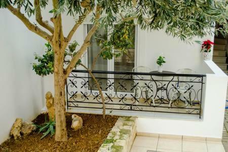 Sun By The Sea 2 Appartement Agia Pelagia  Buitenkant foto