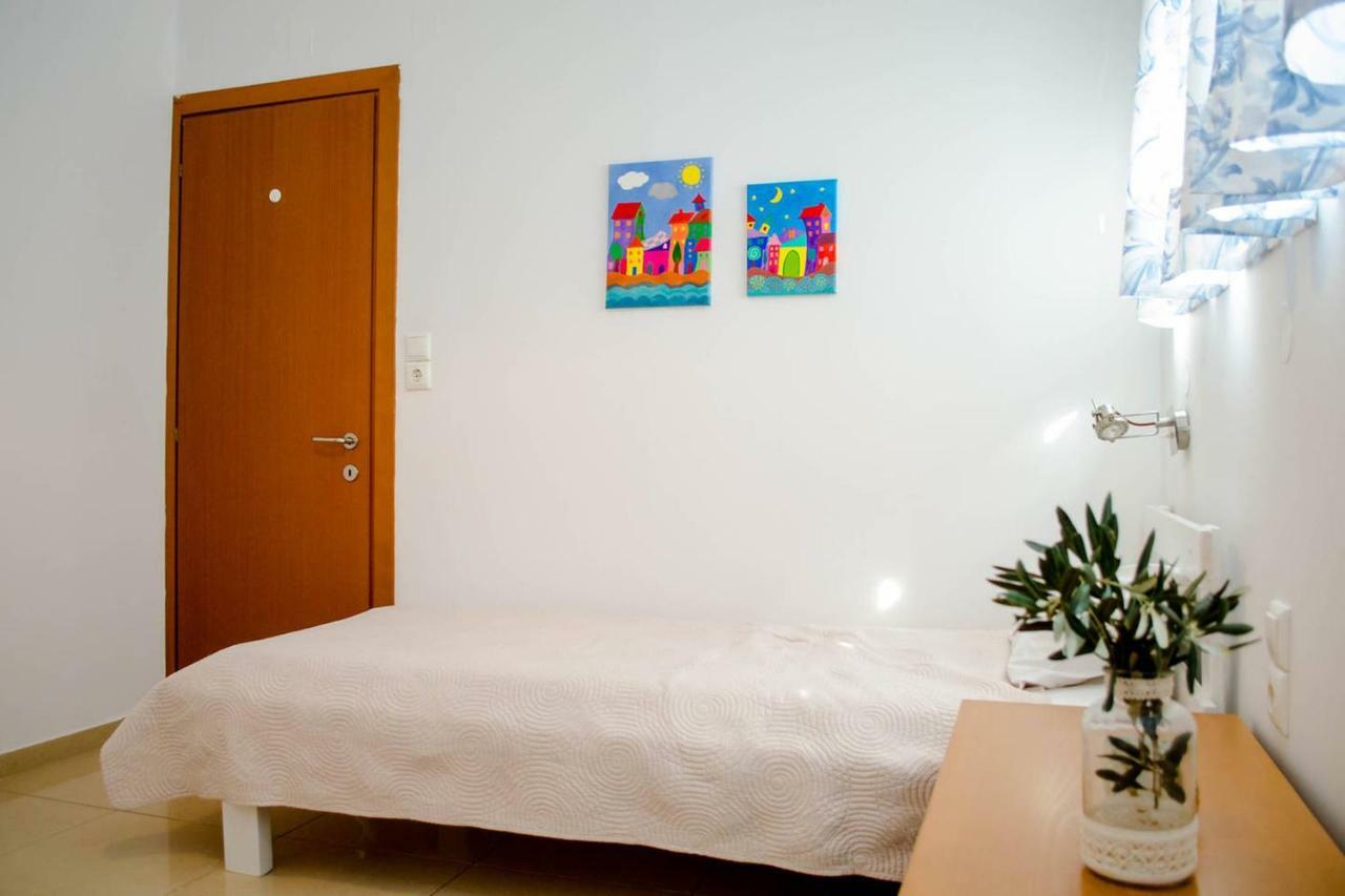 Sun By The Sea 2 Appartement Agia Pelagia  Buitenkant foto